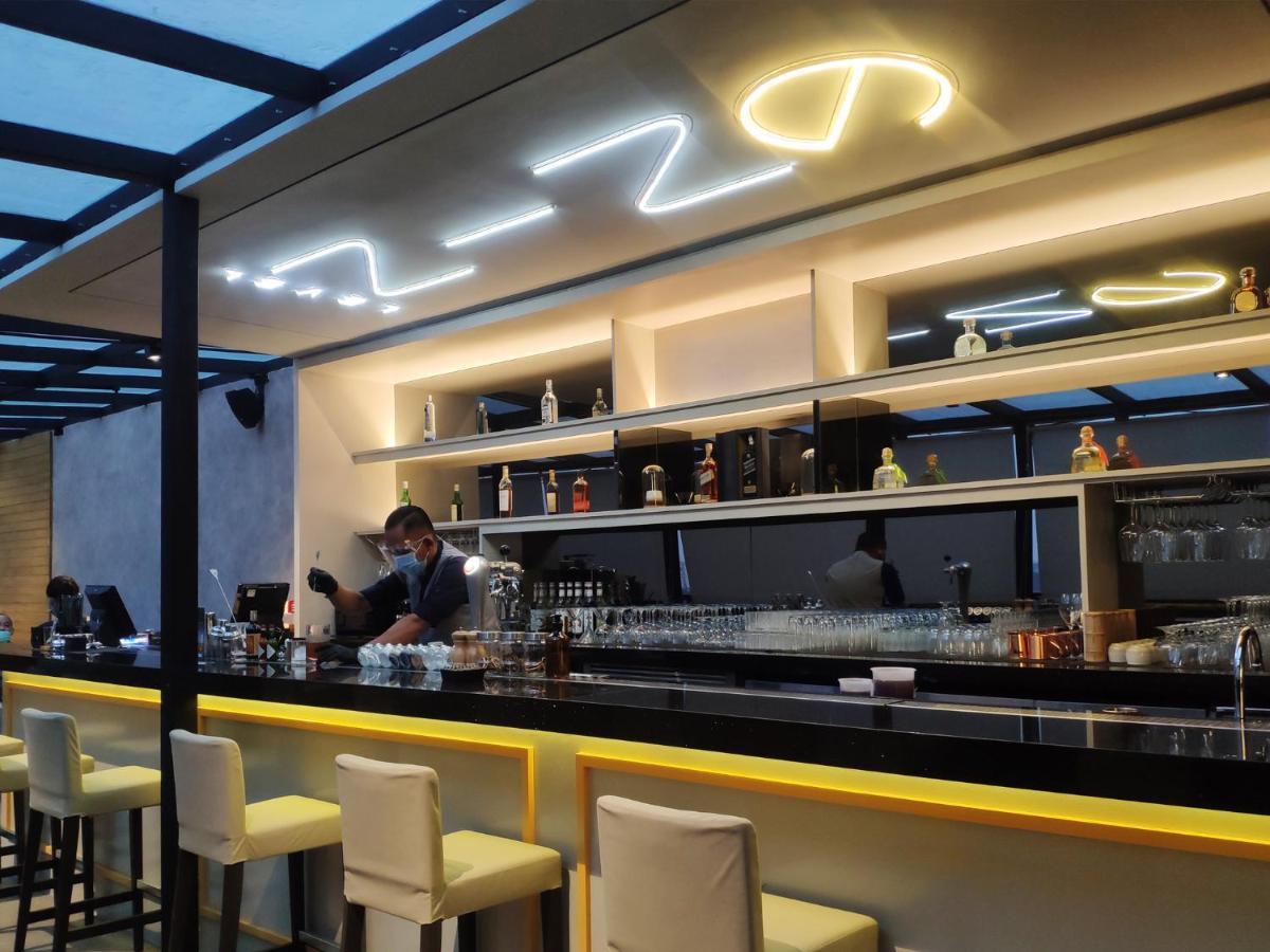 Erian Hotel Jakarta Exteriör bild