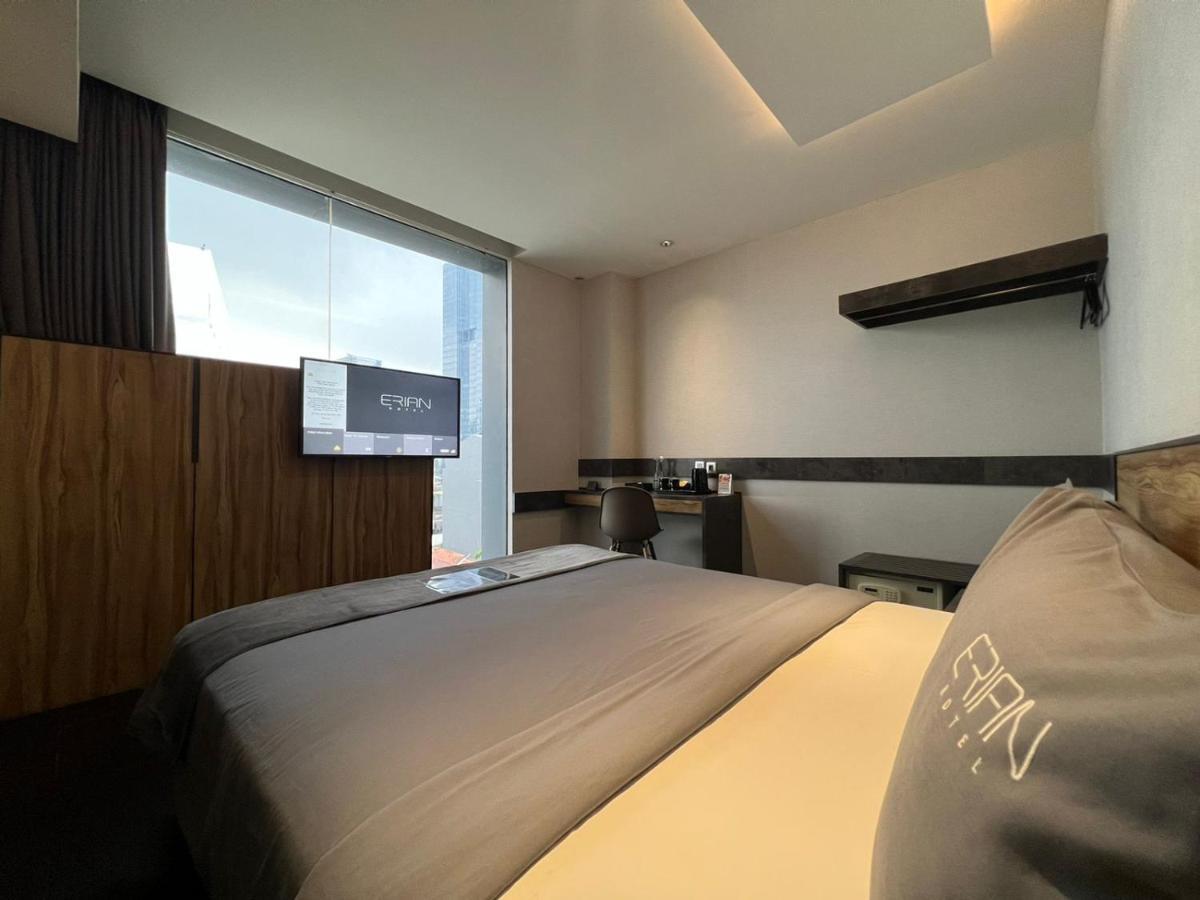 Erian Hotel Jakarta Exteriör bild