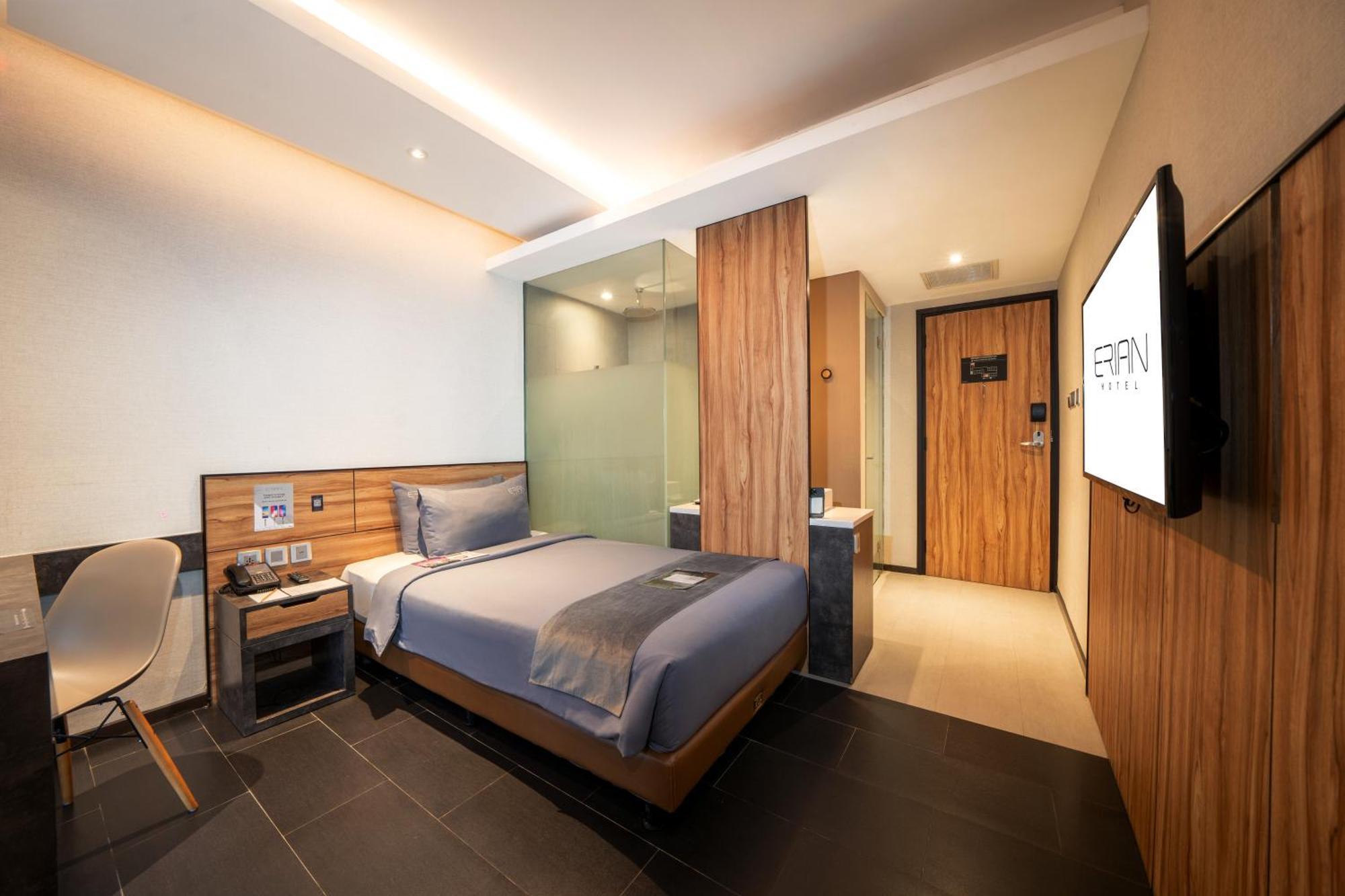 Erian Hotel Jakarta Exteriör bild